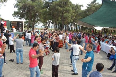 Soma'da Yaşayan Zonguldak Ve Bartınlılar Şenlikte Buluştu