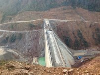Akçakoca Barajı Su Tutmaya Başladı