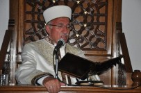 BERAT KANDILI - Berat Kandili'nde Vatandaşlar Camilere Akın Etti