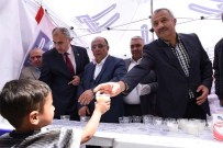 SÜT DAĞITIMI - Büyükşehir'den 'Organik Süt İçme' Etkinliği