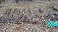 DAĞLıCA - Dağlıca Bölgesinde Çok Sayıda Silah Ve Mühimmat Ele Geçirildi