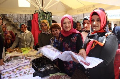 Eyyübiye Belediyesi'nden El Sanatları Ve Giyim Sergisi