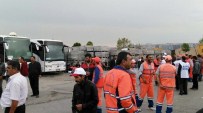 AVCILAR BELEDİYESİ - Avcılar Belediyesi Temizlik İşçileri Belediye Yönetimini Protesto Etti