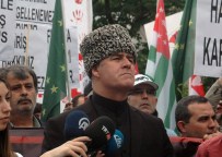 Rus Büyükelçiliği Önünde Protesto