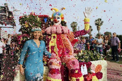 Rusya Krizine Rağmen Karnaval Havasında Çiçek Festivali