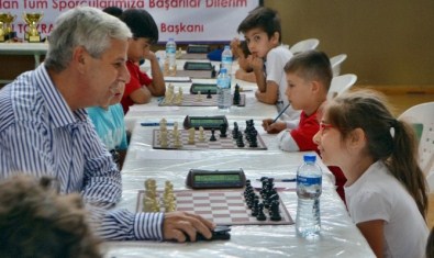 Söke Ulusal Düzeyde Satranç Turnuvası'na Ev Sahipliği Yapıyor