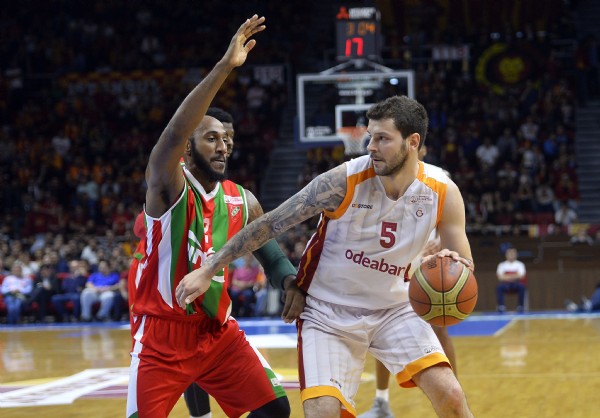 Galatasaray yarı finalde