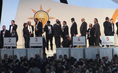 Binali Yıldırım, Bin 405 Delegenin Oyunu Aldı
