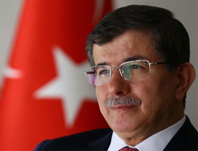 Davutoğlu Twitter'dan sildi