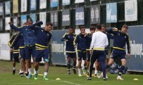 UYGAR MERT ZEYBEK - Fenerbahçe, Galatasaray Maçı Hazırlıklarını Sürdürüyor