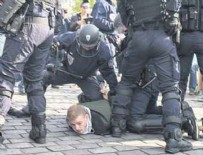 MANUEL VALLS - Fransa'da medeniyet dayağı