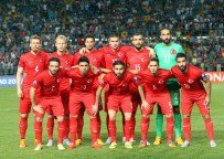 İNGILIZLER - Milliler Şeytanın Bacağını Kırmak İstiyor