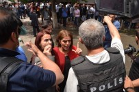 AYŞE ACAR BAŞARAN - Siirt'te İzinsiz Gösteriye Polis Müdahale Etti