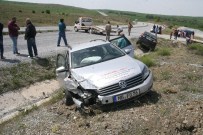 BOZOK ÜNIVERSITESI - Yozgat'ta Trafik Kazası Açıklaması 9 Yaralı