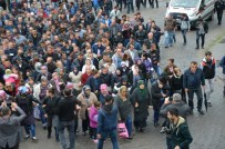 CEMAL AKIN - Açlık Grevi Başlatan Maden İşçilerine Ailelerinden Destek