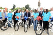 MUSTAFA BÜYÜK - Adana'da Bin 208 Öğrenciye Bisiklet Dağıtıldı