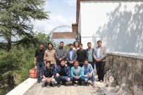 ABDÜLHAMİD HAN - Bilecik Mostar Gençlik Gönüllüleri Tarihi Mekanlara Gezi Düzenledi