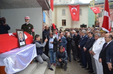 Trabzonlu Deniz Er Şehit Alper Al'a Son Görev