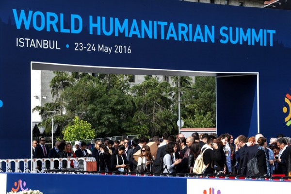 Dünya İnsani Zirvesi başladı