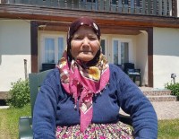 Annesi yeni bakan Faruk Özlüyü anlattı