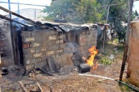 DEMRE - Çakmakla Kontrol Ettiği Tüp Canından Etti