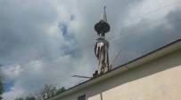 YILDIRIM DÜŞTÜ - Daday'da Minareye Yıldırım Düştü