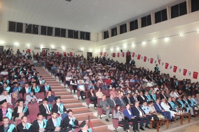 Edremit M.Y.O. 21. Mezunlarını Verdi