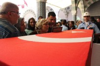 Mersinli Şehidin Eşi Açıklaması 'Kefenle Değil, Damatlıkla Gelecekti'