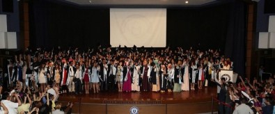 ADÜ Eğitim Fakültesi'nde Mezuniyet Sevinci