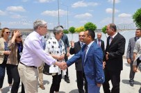 HALIL DEMIR - BM Heyeti Çadırkentte