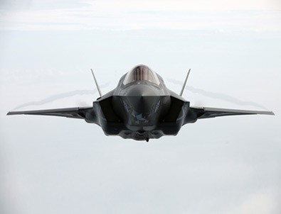 F-35'lerin son majör testleri 2018'e kadar yapılamayacak