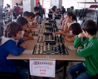 SATRANÇ TURNUVASI - İntihar Eden Öğretmen Anısına Satranç Turnuvası