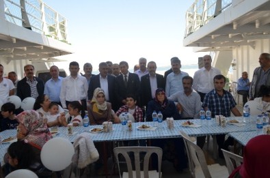 Öğrenciler, Feribot Gezisiyle Moral Buldu