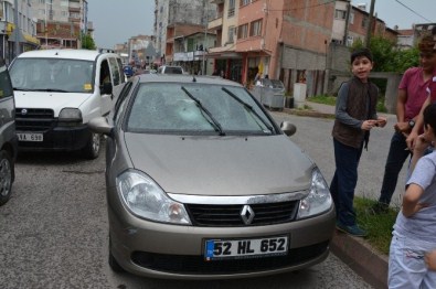 Otomobilin Çarptığı Bisikletli Çocuk Yaralandı