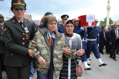 Şehit Astsubay Demirci Son Yolculuğuna Uğurlandı