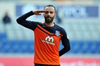 İSTANBUL BAŞAKŞEHİRSPOR - Semih Şentürk, Başakşehir'den ayrıldı