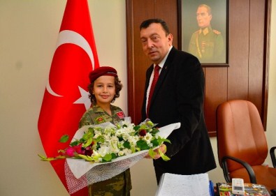 Yaşları Küçük, Yürekleri Büyük