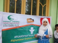 YETİM AYLIĞI - Yetimler Sadaka'yla Güldü