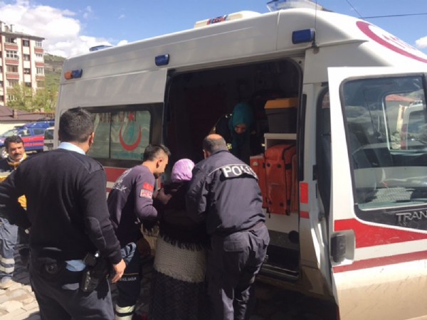 Türk polisinden örnek davranış!