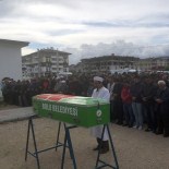 33 Yaşındaki Dağcı Gözyaşları İçinde Toprağa Verildi