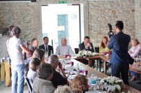 İNGILIZLER - Başkan Kocadon Yabancı Gazeteciler İle Buluştu