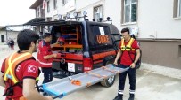 KURTARMA TATBİKATI - Lapseki Devlet Hastanesinde Yangın Tatbikatı Yapıldı