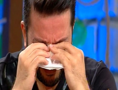 Nihat Doğan canlı yayında gözyaşlarına boğuldu