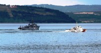 SAVAŞ GEMİSİ - Rus Askeri Gemisi Çanakkale Boğazından Geçti