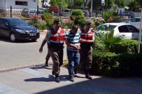 Bakkaldan El Çabukluğuyla 1500 TL Çaldı