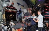 MELİH GÖKÇEK - Başkan Gökçek'le Buluşan Gençler, Ankapark'ta