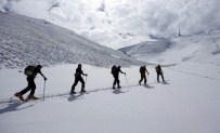 ESENCE - Erzurum Ve Erzincan'ın Yüksek Kesimlerine Kar Yağdı