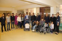 İletişim Fakültesi Öğrencilerinden Anlamlı Hediye