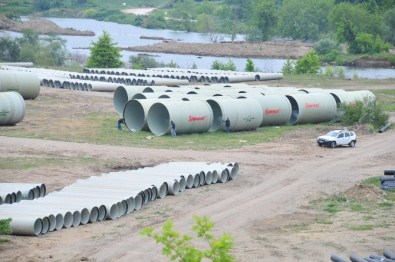Manyas Ovası Sol Sahil Sulama Projesi İnşası Devam Ediyor