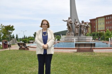 Prof. Dr. Çotuksöken'den, Adaylara 2016 LYS Öncesi Tavsiyeler